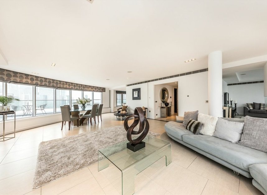 Properties let in Fairmont Avenue - E14 9PB view2