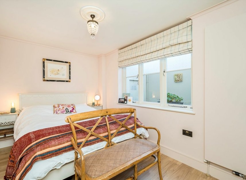 Properties to let in Farm Place - W8 7SX view14