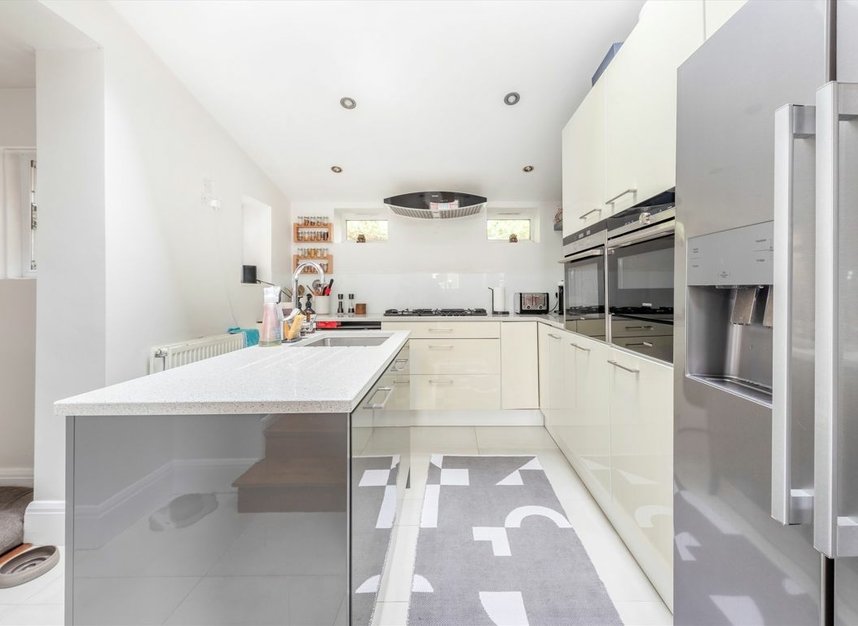 Properties let in Felsham Road - SW15 1DP view4