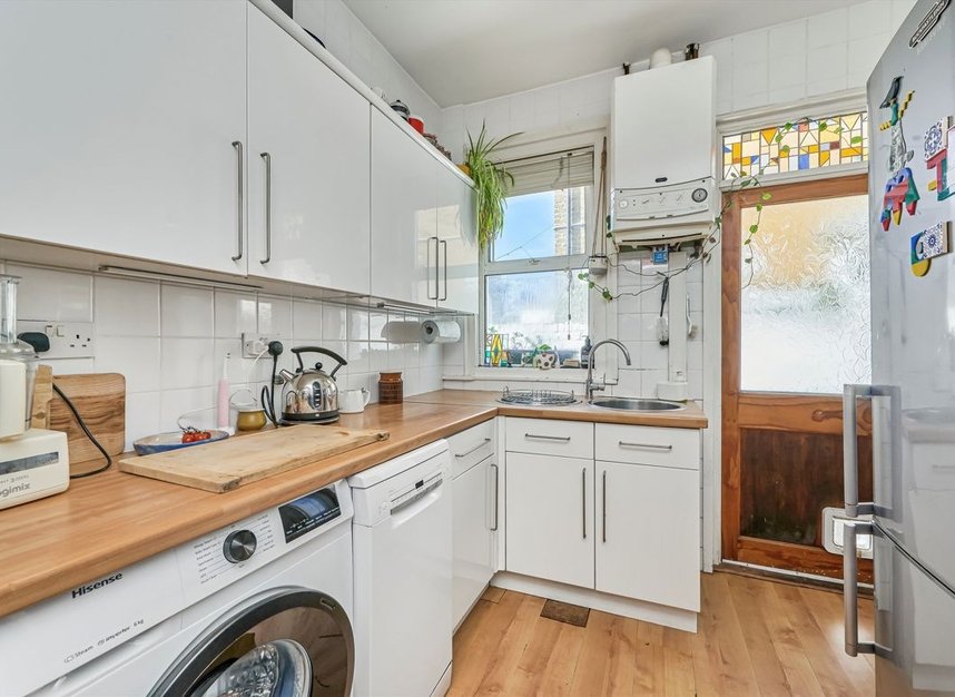 Properties let in Fernholme Road - SE15 3EF view4
