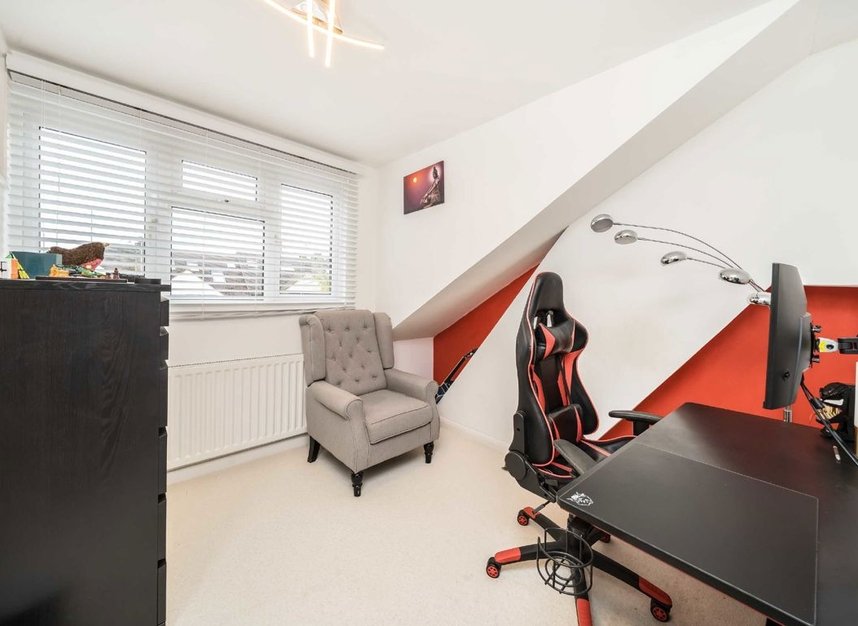 Properties let in Finchley Park - N12 9JN view9