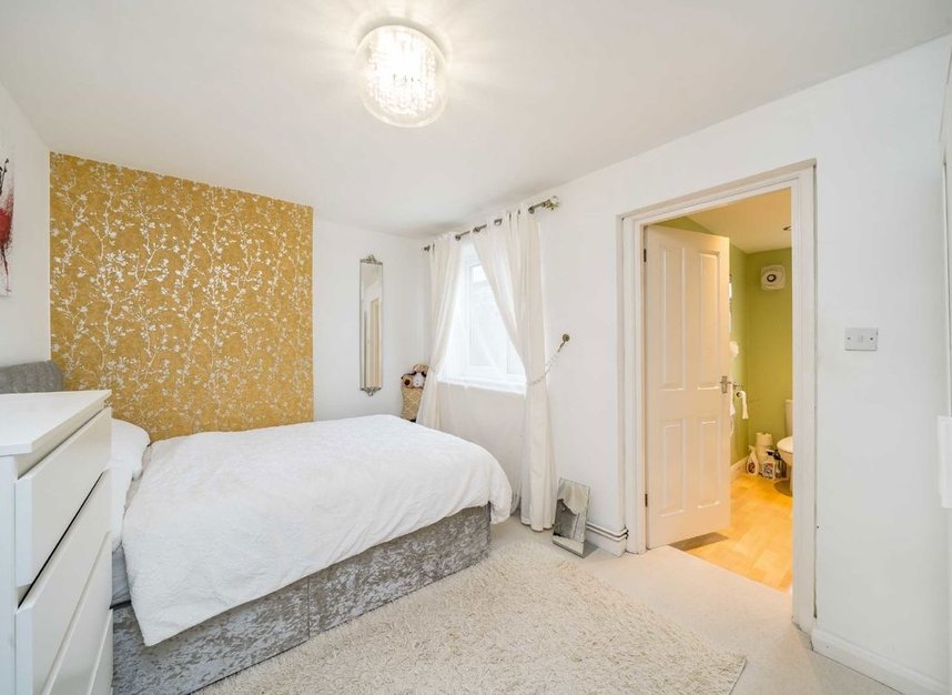 Properties let in Finchley Park - N12 9JN view4