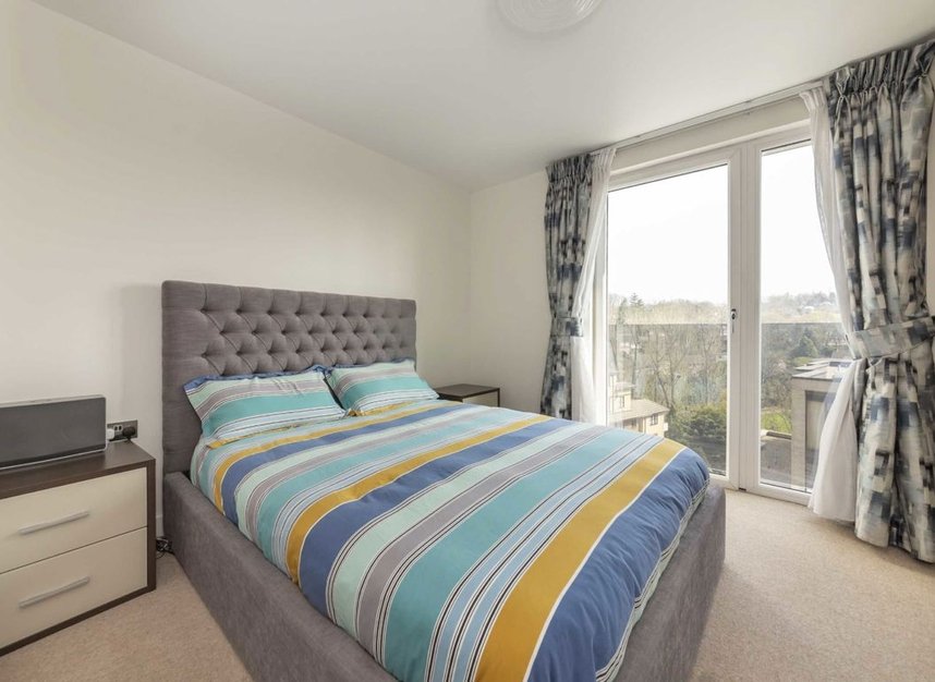 Properties to let in Finchley Road - NW11 8AT view4
