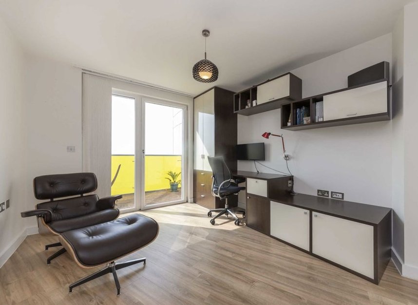Properties to let in Finchley Road - NW11 8AT view6