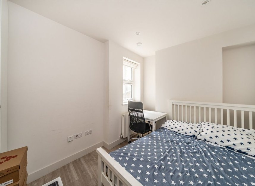Properties to let in Finchley Road - NW11 7RR view4