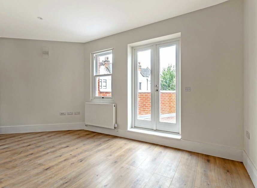 Properties let in Finchley Road - NW3 6HS view2