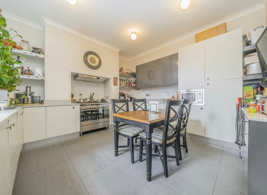 Properties to let in Finchley Road - NW3 7AU view6