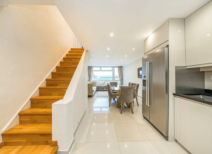 Properties let in Finchley Road - NW3 6JG view3
