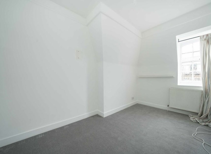 Properties let in Fortis Green - N10 3ES view6