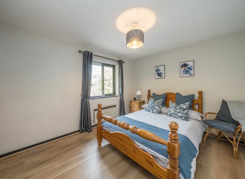 Properties let in Foxwood Close - TW13 7DN view4
