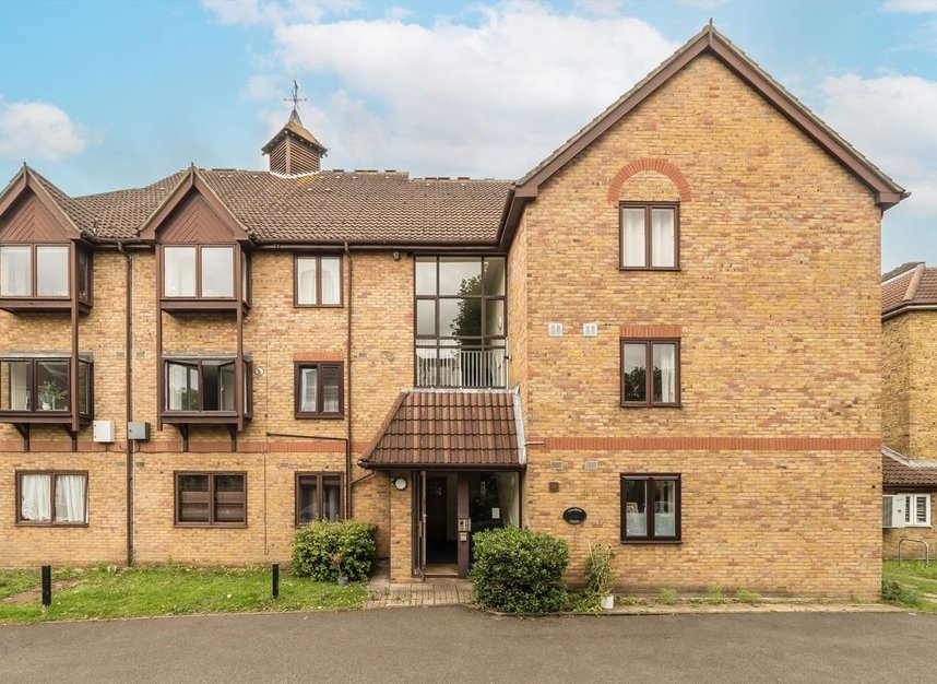 Properties to let in Frogmore - SW18 1HN view1