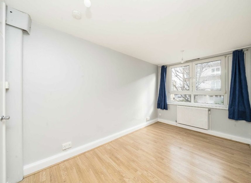 Properties let in Garnies Close - SE15 6PB view6