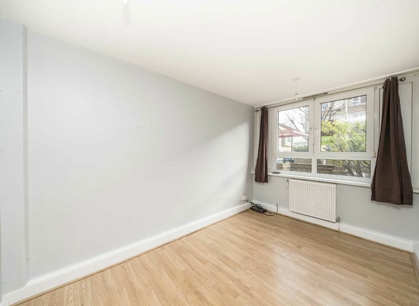 Properties let in Garnies Close - SE15 6PB view9