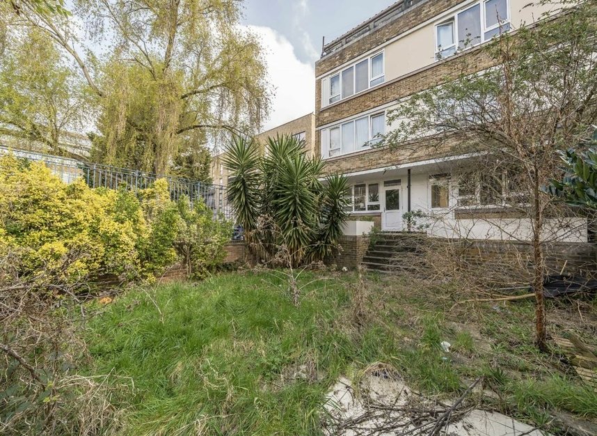 Properties let in Garnies Close - SE15 6PB view3