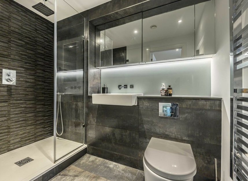 Properties let in Gaumont Place - SW2 4FX view11