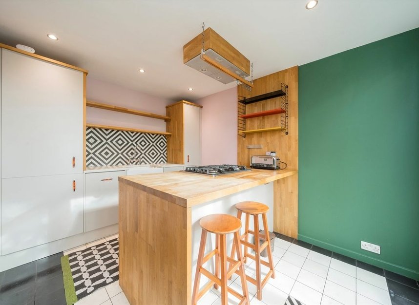 Properties let in Georges Road - N7 8HY view5