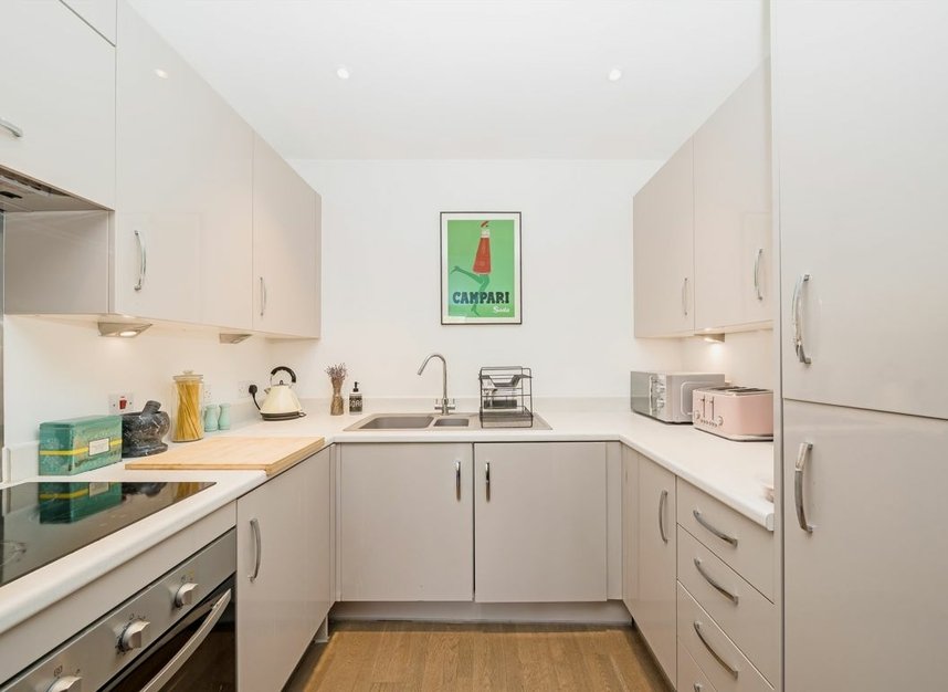 Properties let in Gibbs Lane - E2 8GR view4