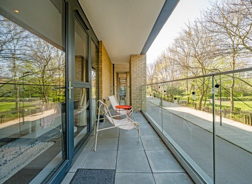 Properties let in Gibbs Lane - E2 8GR view7