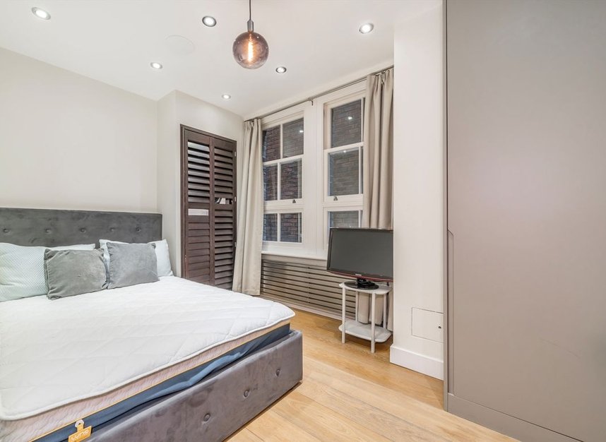 Properties to let in Gilbert Street - W1K 5HJ view6