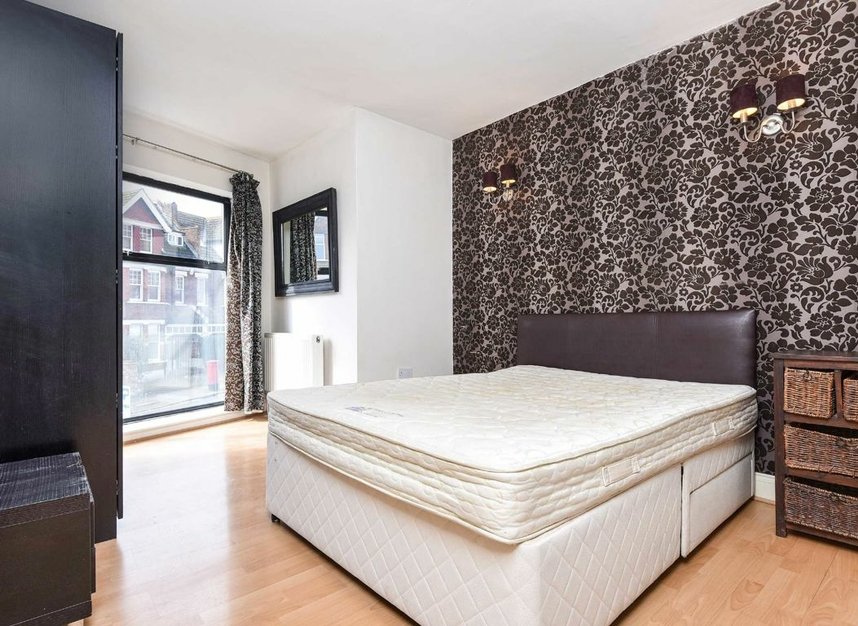 Properties let in Gleneldon Road - SW16 2AU view4