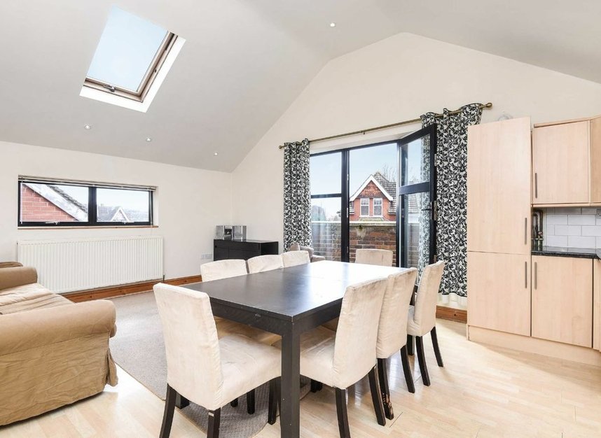 Properties let in Gleneldon Road - SW16 2AU view2