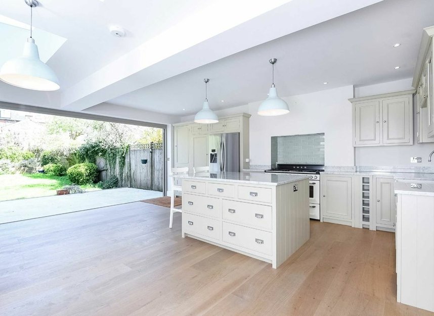 Properties let in Gleneldon Road - SW16 2BQ view2