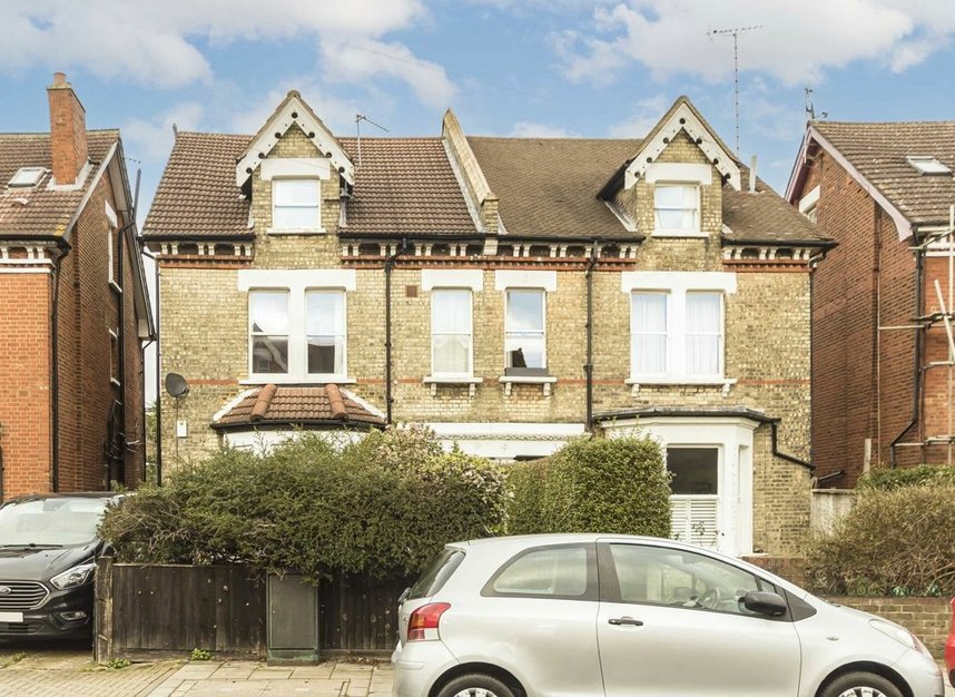 Properties let in Gleneldon Road - SW16 2BQ view1