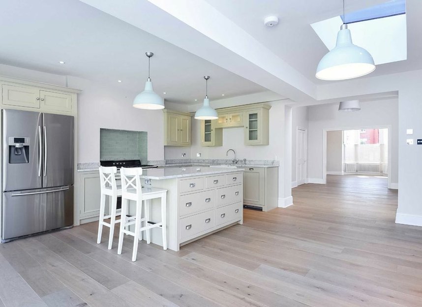 Properties let in Gleneldon Road - SW16 2BQ view5