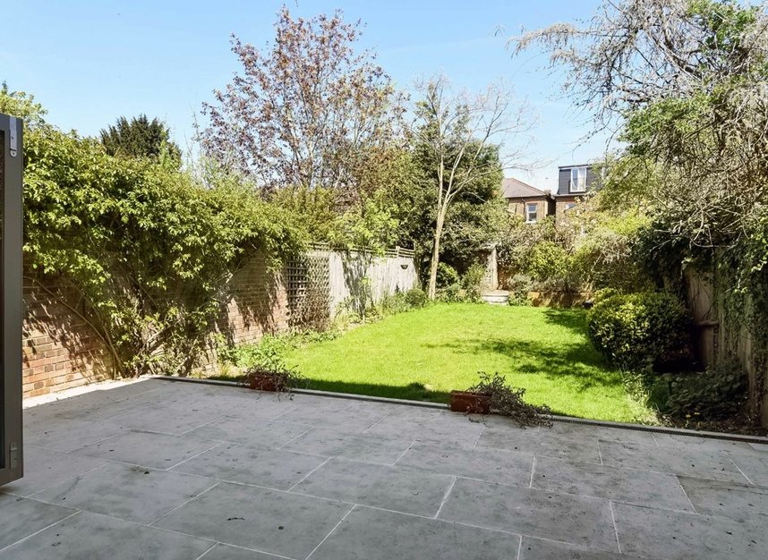 Properties let in Gleneldon Road - SW16 2BQ view4