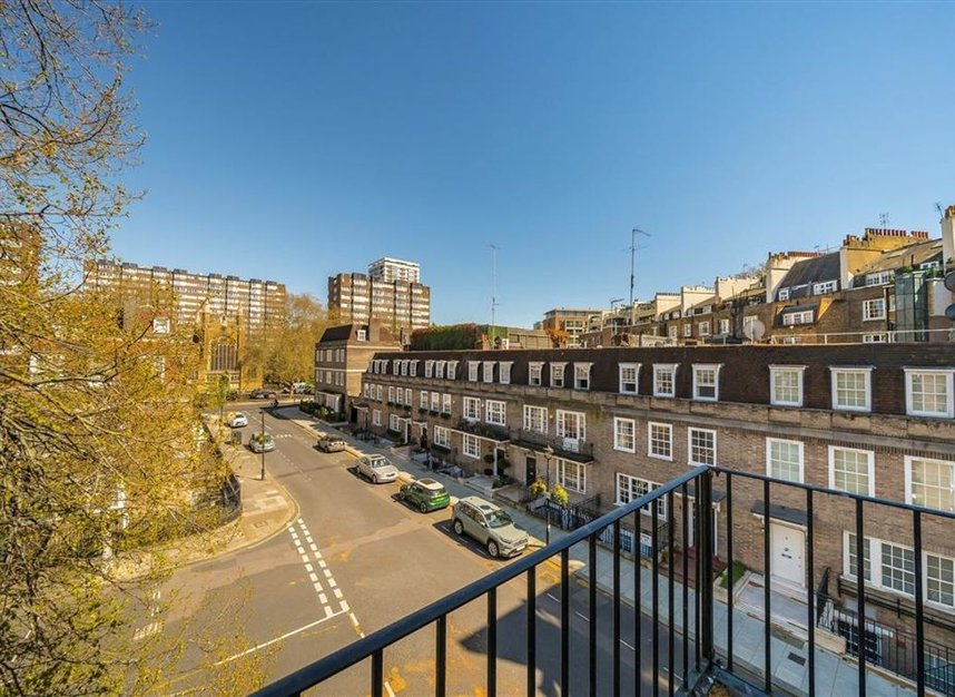 Properties to let in Gloucester Square - W2 2TD view10