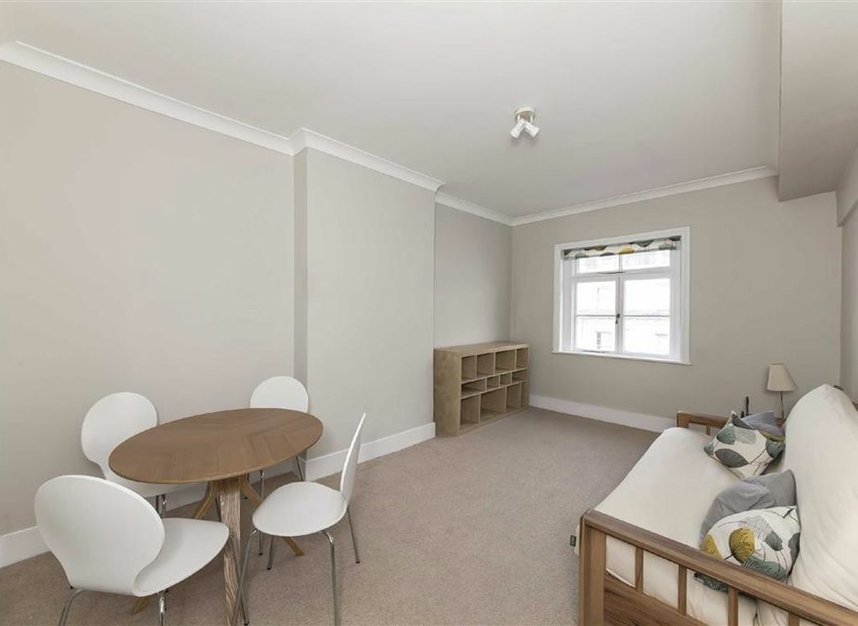 Properties let in Gloucester Terrace - W2 3DH view2