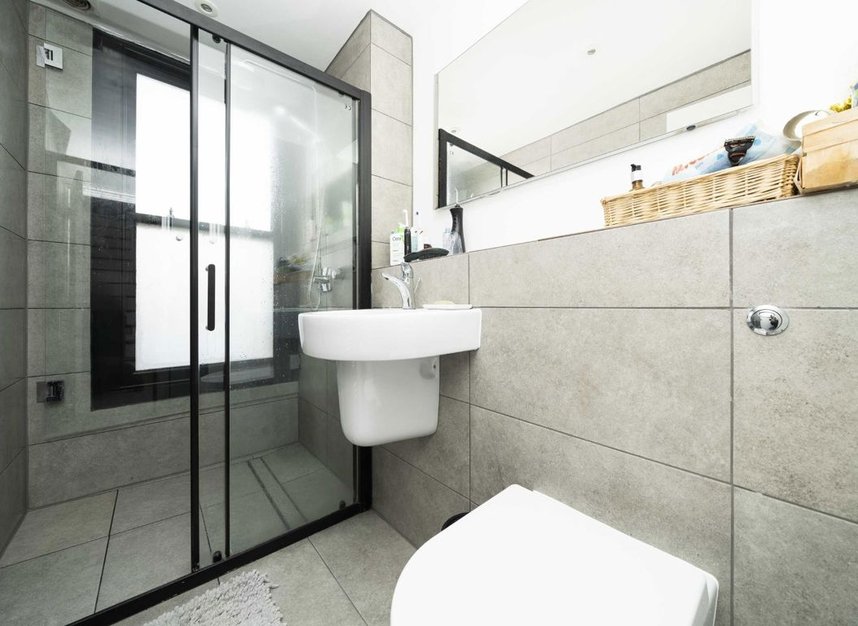 Properties to let in Glyn Road - E5 0JS view10