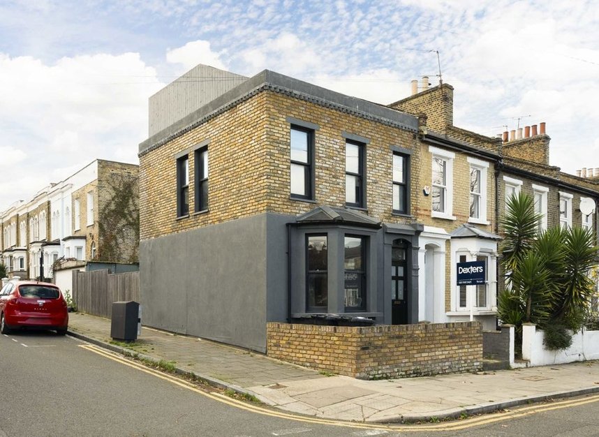 Properties to let in Glyn Road - E5 0JS view1