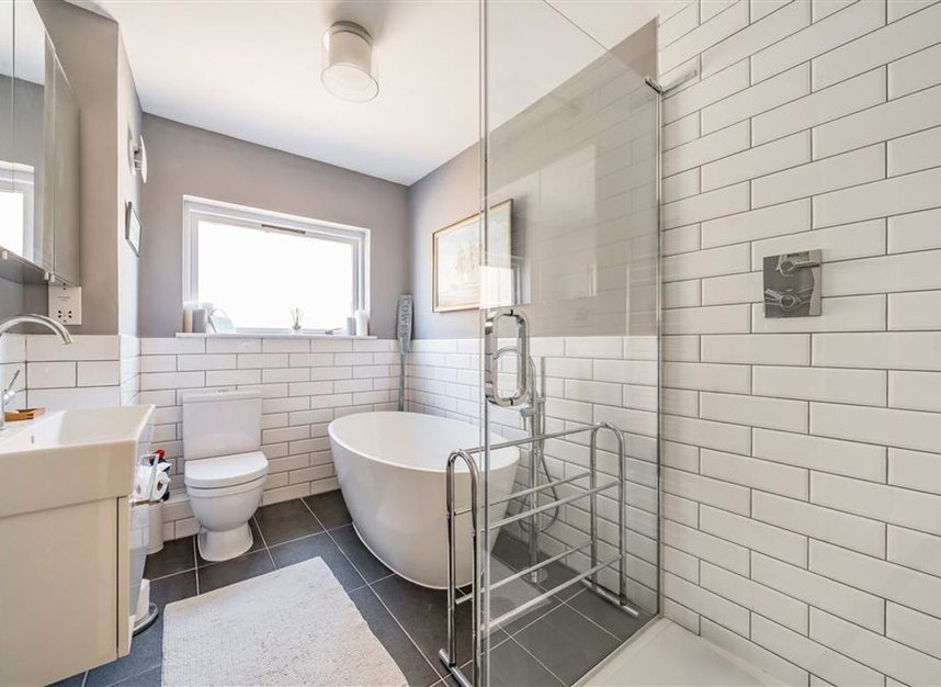 Properties let in Goodhart Place - E14 8EQ view9