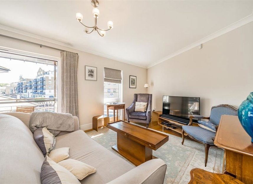 Properties let in Goodhart Place - E14 8EQ view2