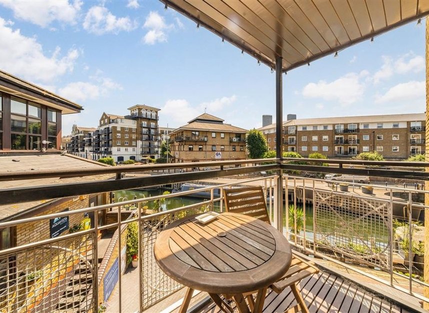 Properties let in Goodhart Place - E14 8EQ view3