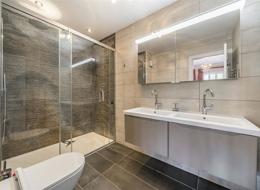 Properties let in Goodhart Place - E14 8EQ view8