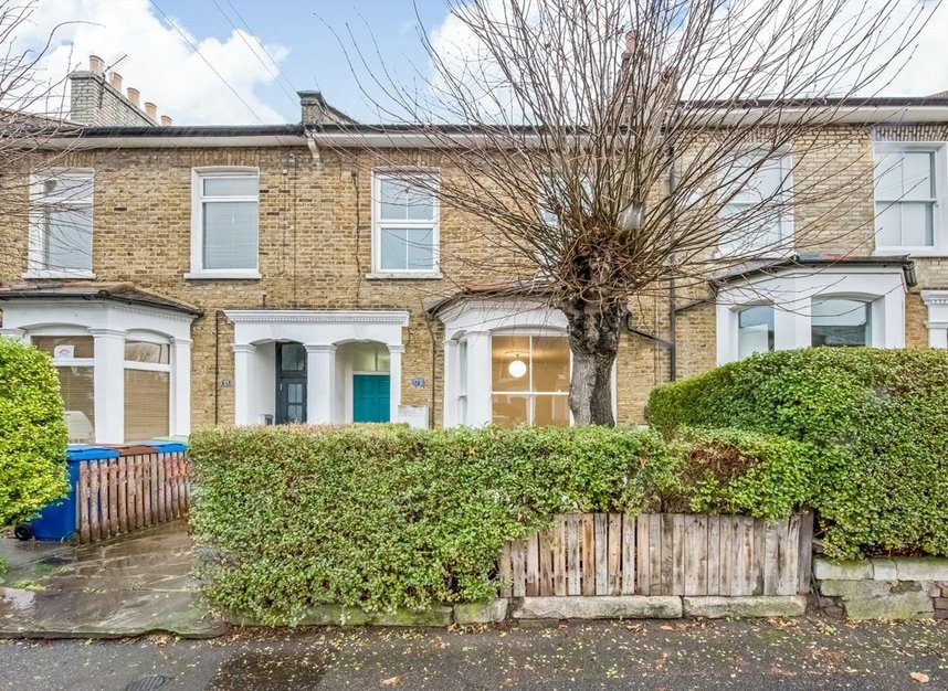 Properties let in Gordon Road - SE15 3RT view2