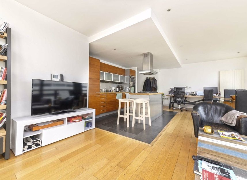 Properties let in Goswell Road - EC1V 7LQ view3