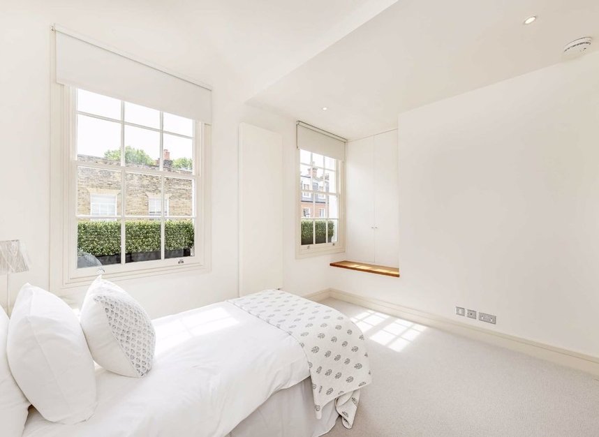 Properties to let in Graham Terrace - SW1W 8JH view9