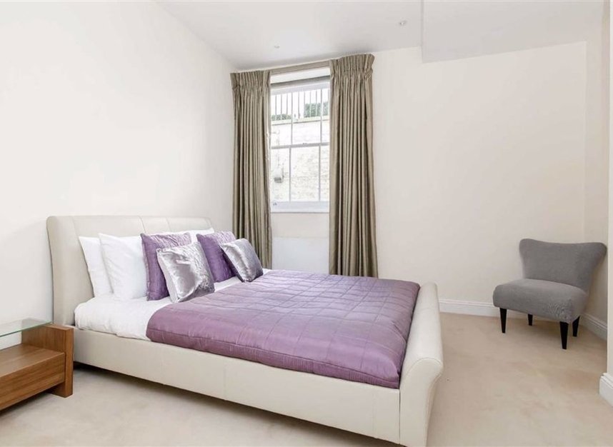 Properties to let in Great Cumberland Place - W1H 7TX view4