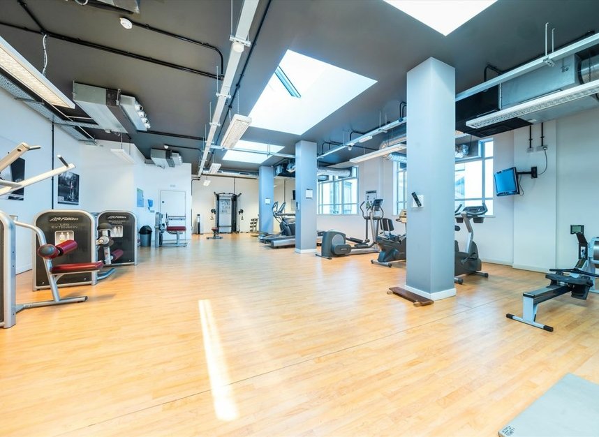 Properties to let in Great West Road - TW8 0HE view8