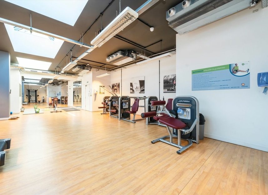 Properties to let in Great West Road - TW8 0HE view7