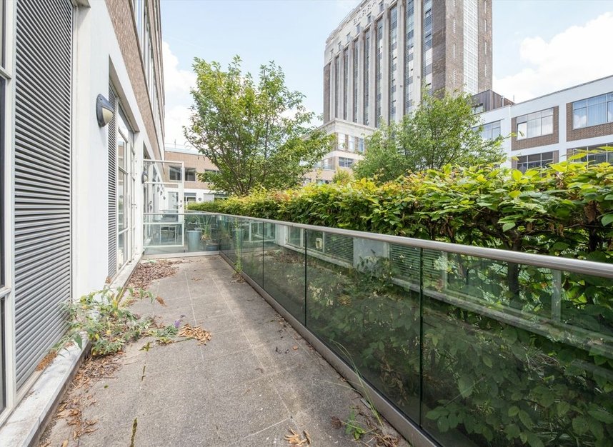 Properties to let in Great West Road - TW8 0HD view8