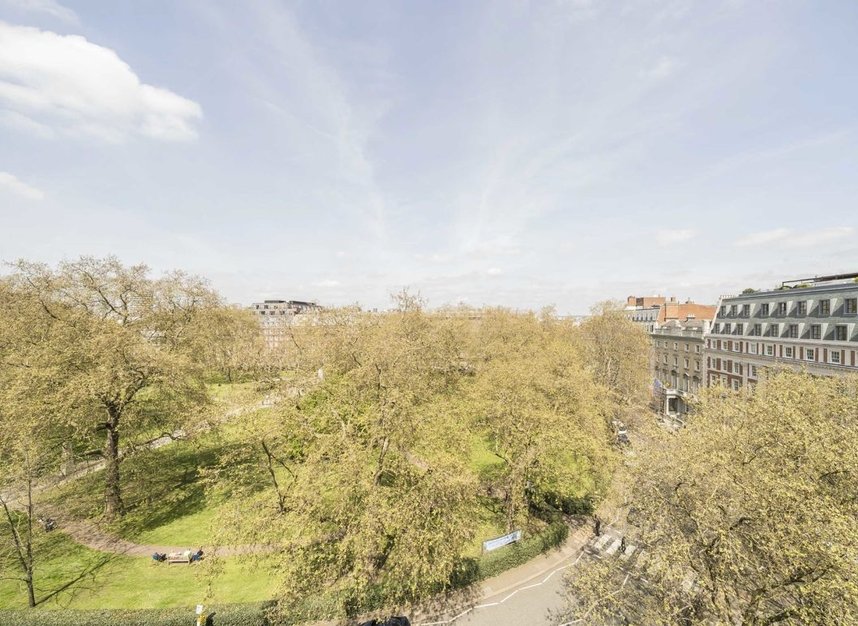 Properties to let in Grosvenor Square - W1K 2HS view6