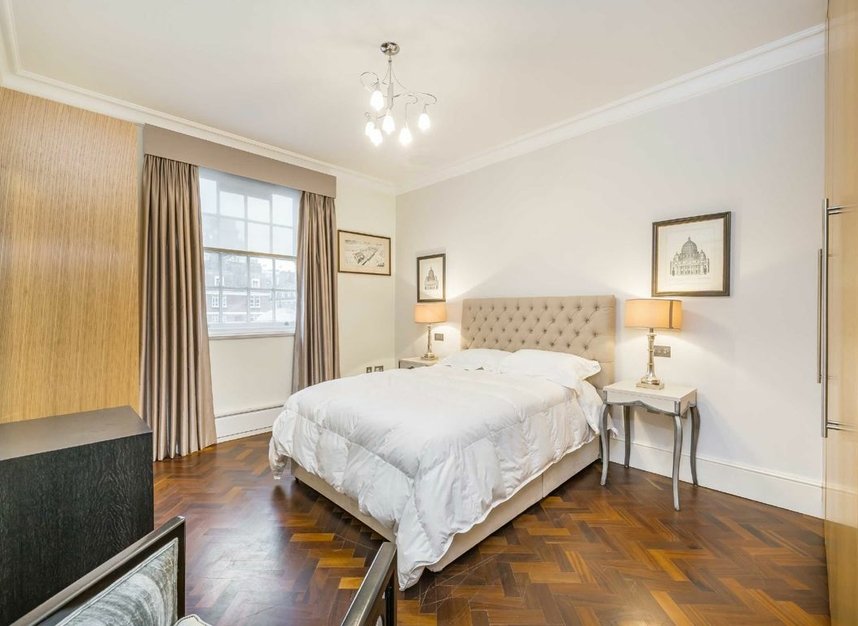 Properties to let in Grosvenor Square - W1K 6LB view9