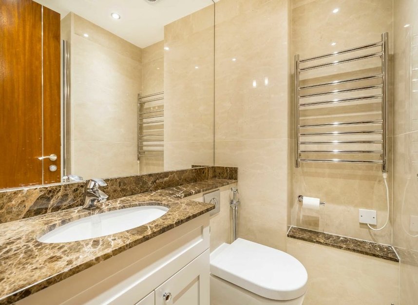 Properties to let in Grosvenor Square - W1K 6LB view12