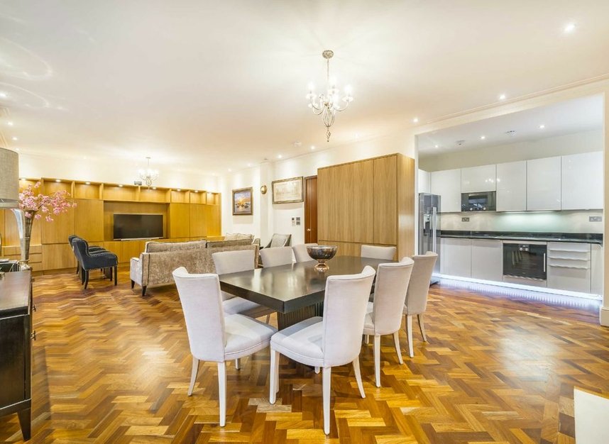 Properties to let in Grosvenor Square - W1K 6LB view2