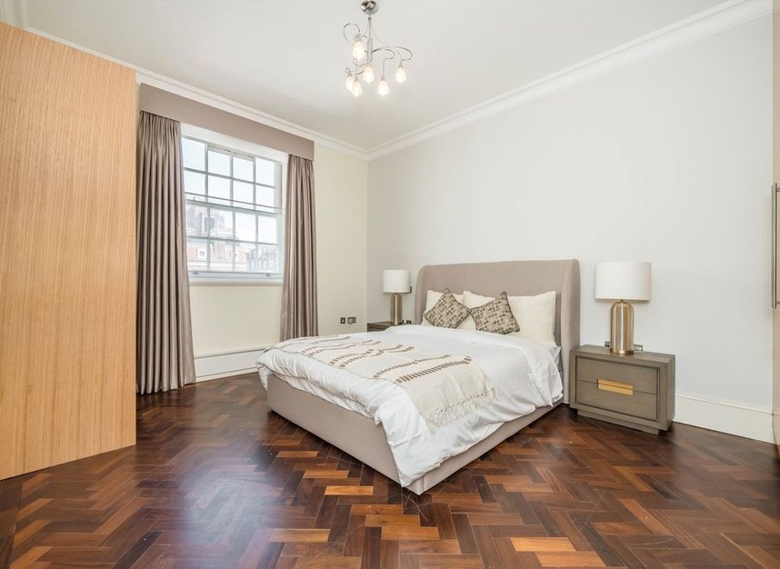 Properties to let in Grosvenor Square - W1K 6LB view7