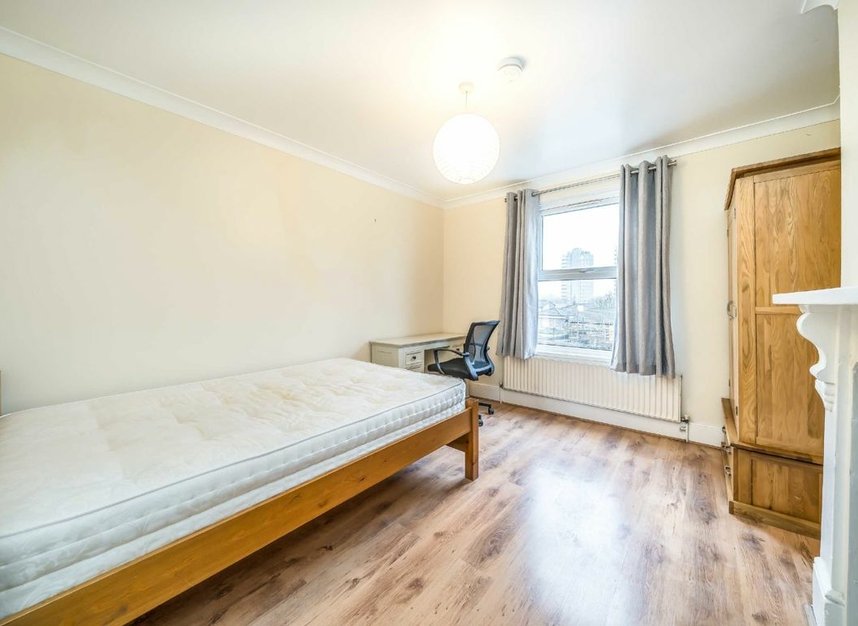 Properties let in Gubyon Avenue - SE24 0DU view7